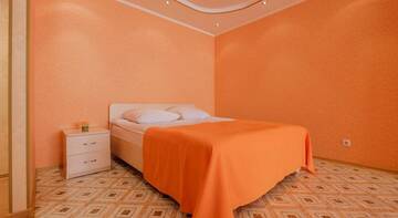 Фото Апартаменты KR Apartment Uchebnaya г. Томск 1