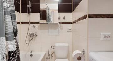 Фото номера Апартаменты-студио Апартаменты Apartment ot Nadezhdy Uchebnaya г. Томск 10