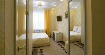 Фото номера Номер стандарт с 1 двуспальной кроватью Гостиница Monomakh | Hotel г. Томск 4