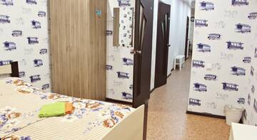 Фото номера Семейный двухместный номер с 1 кроватью Гостиница Good Travel Hostel г. Томск 7